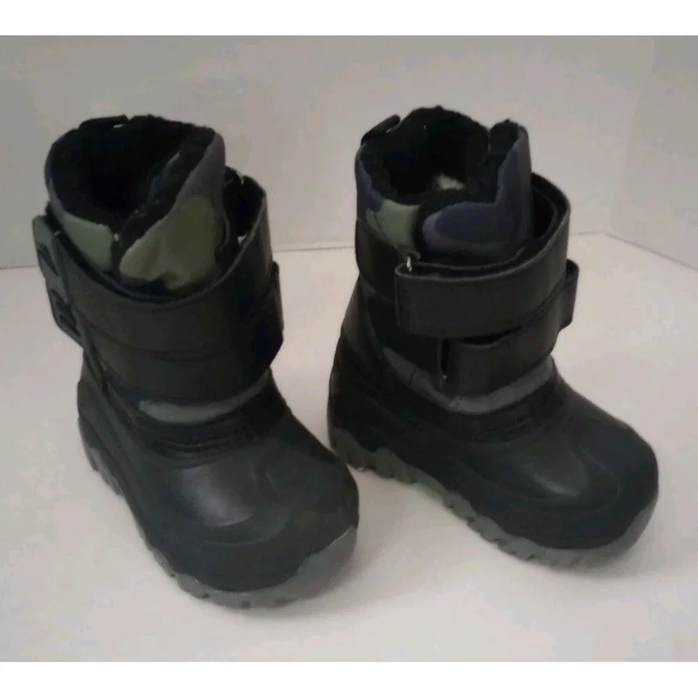 High Sierra Black/Army Camo Snow Boots sz 6M Toddler